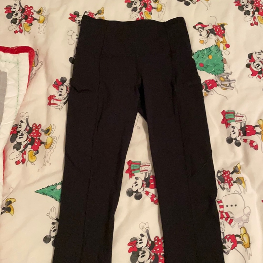 NWOT Lululmon all black leggings